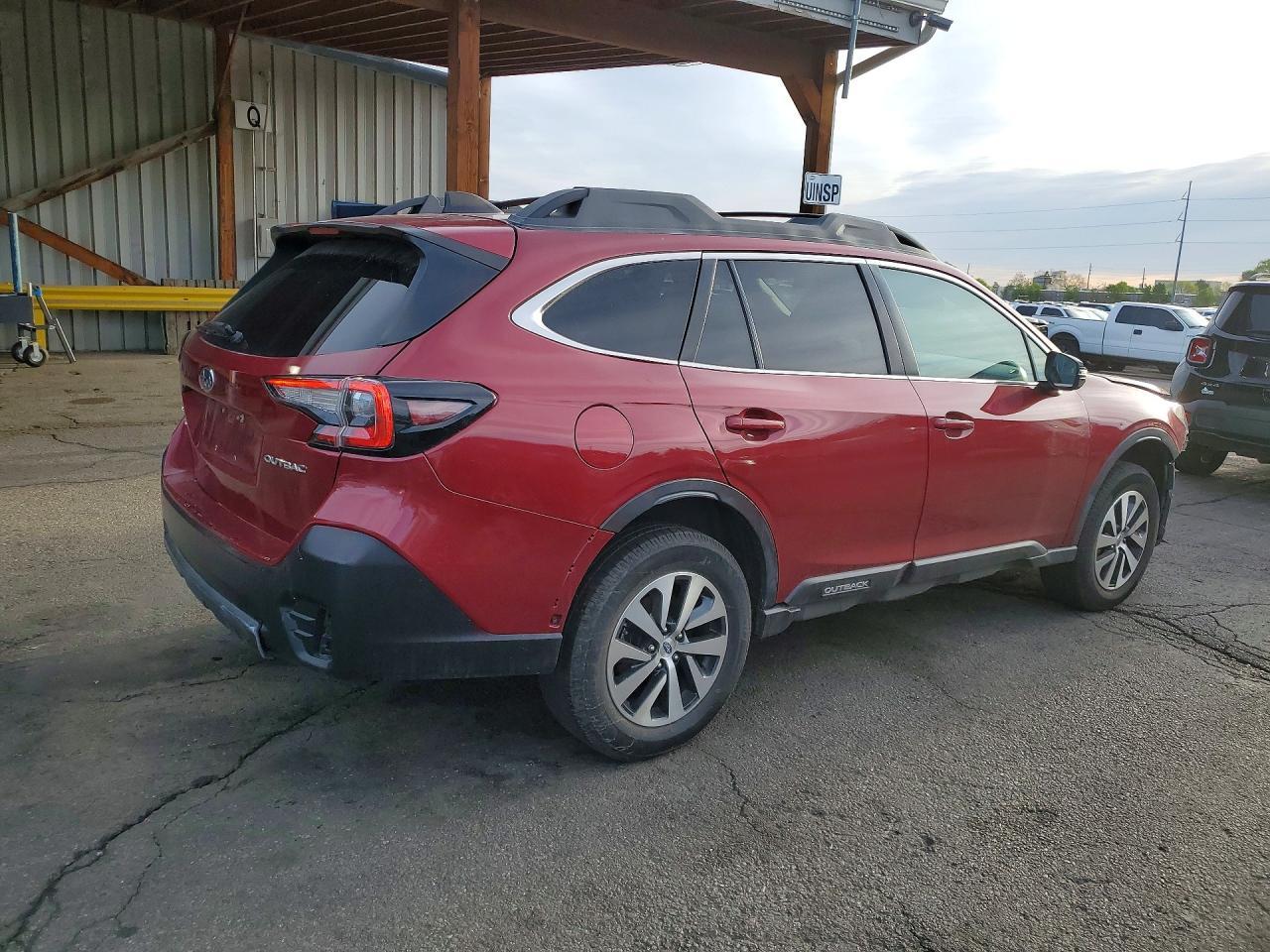 2020 Subaru Outback Premium - Фото 3