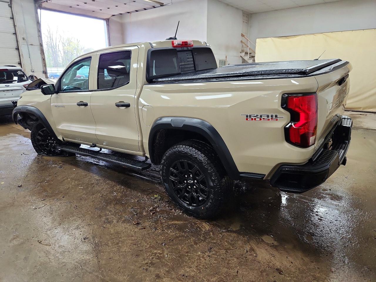 2024 Chevrolet Colorado Trail Boss - Фото 2