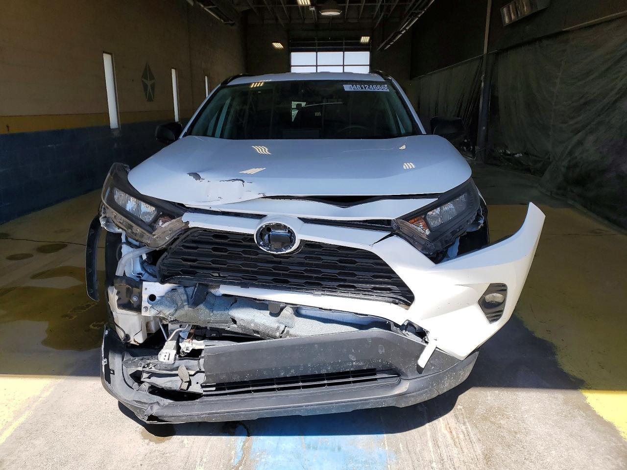 2019 Toyota Rav4 Le - Фото 5