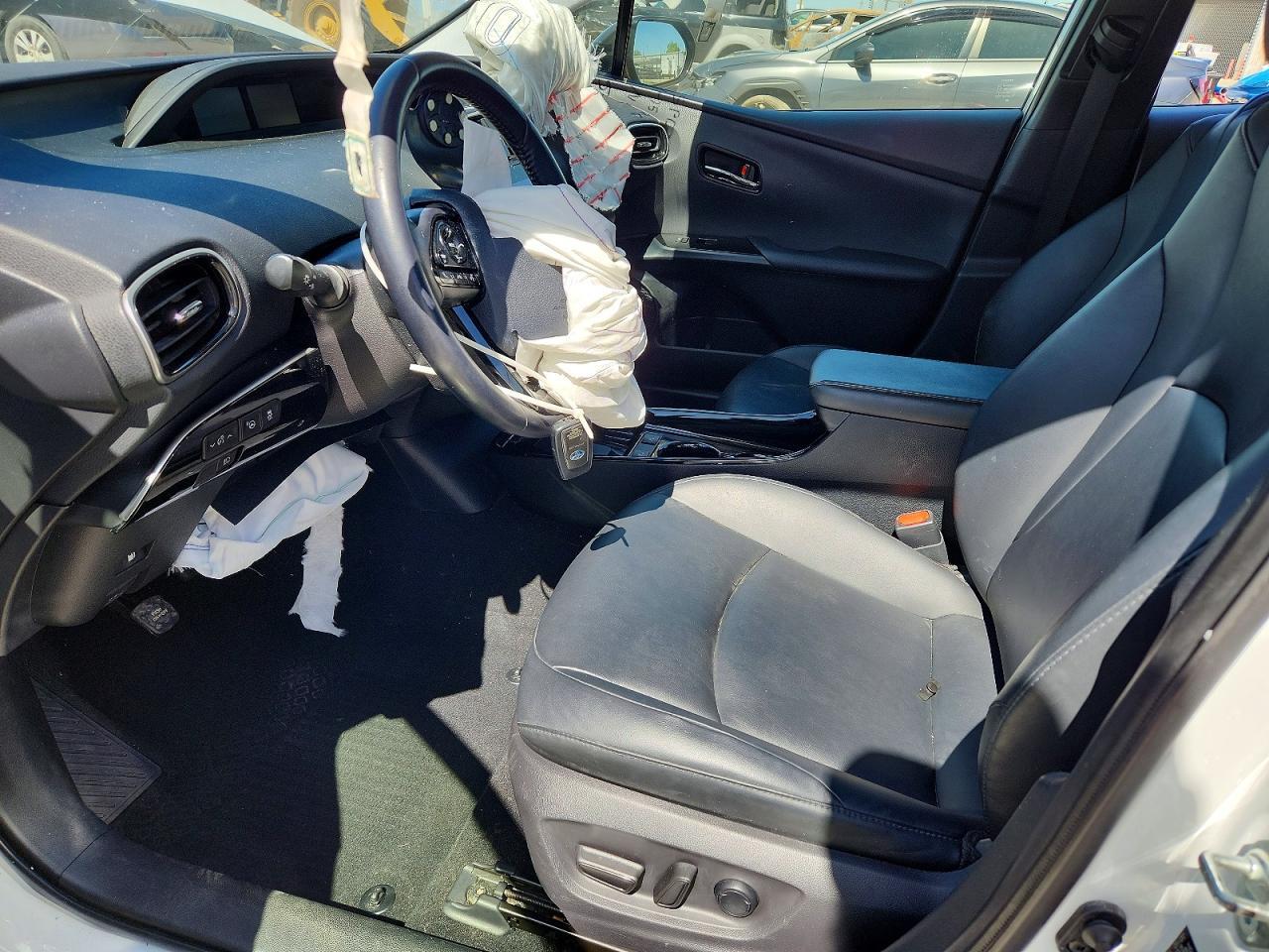 2022 Toyota Prius Nightshade - Image 7
