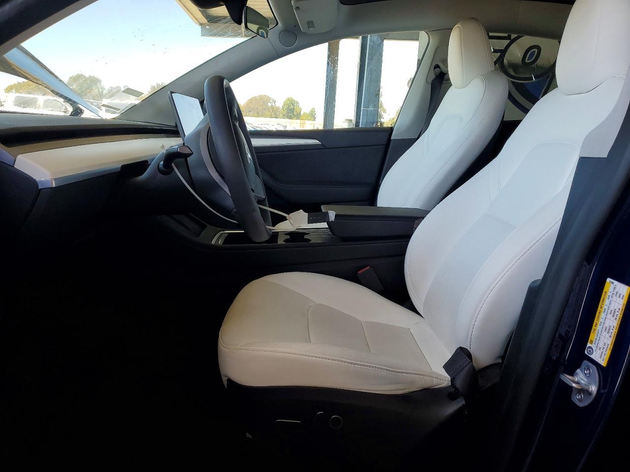 2023 Tesla Model Y - Фото 7