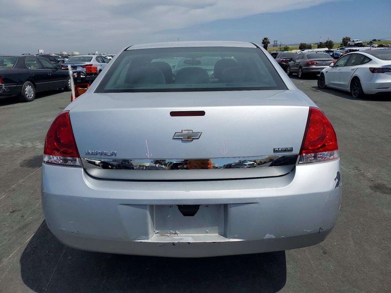 2011 Chevrolet Impala Ls - Фото 6