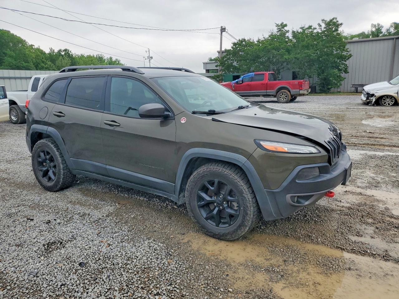 2015 Jeep Cherokee Trailhawk - Image 4