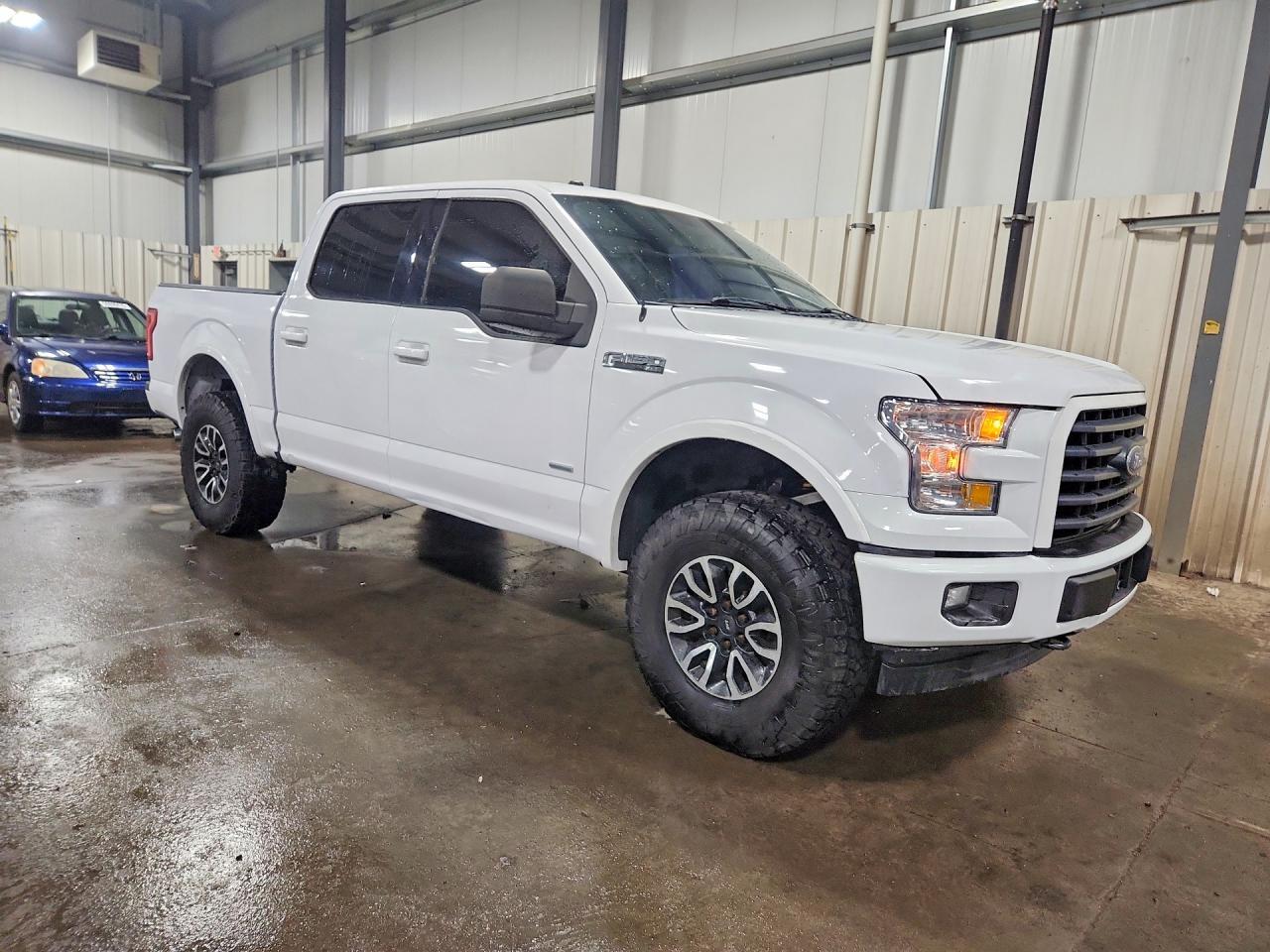 2017 Ford F150 Supercrew - Image 4