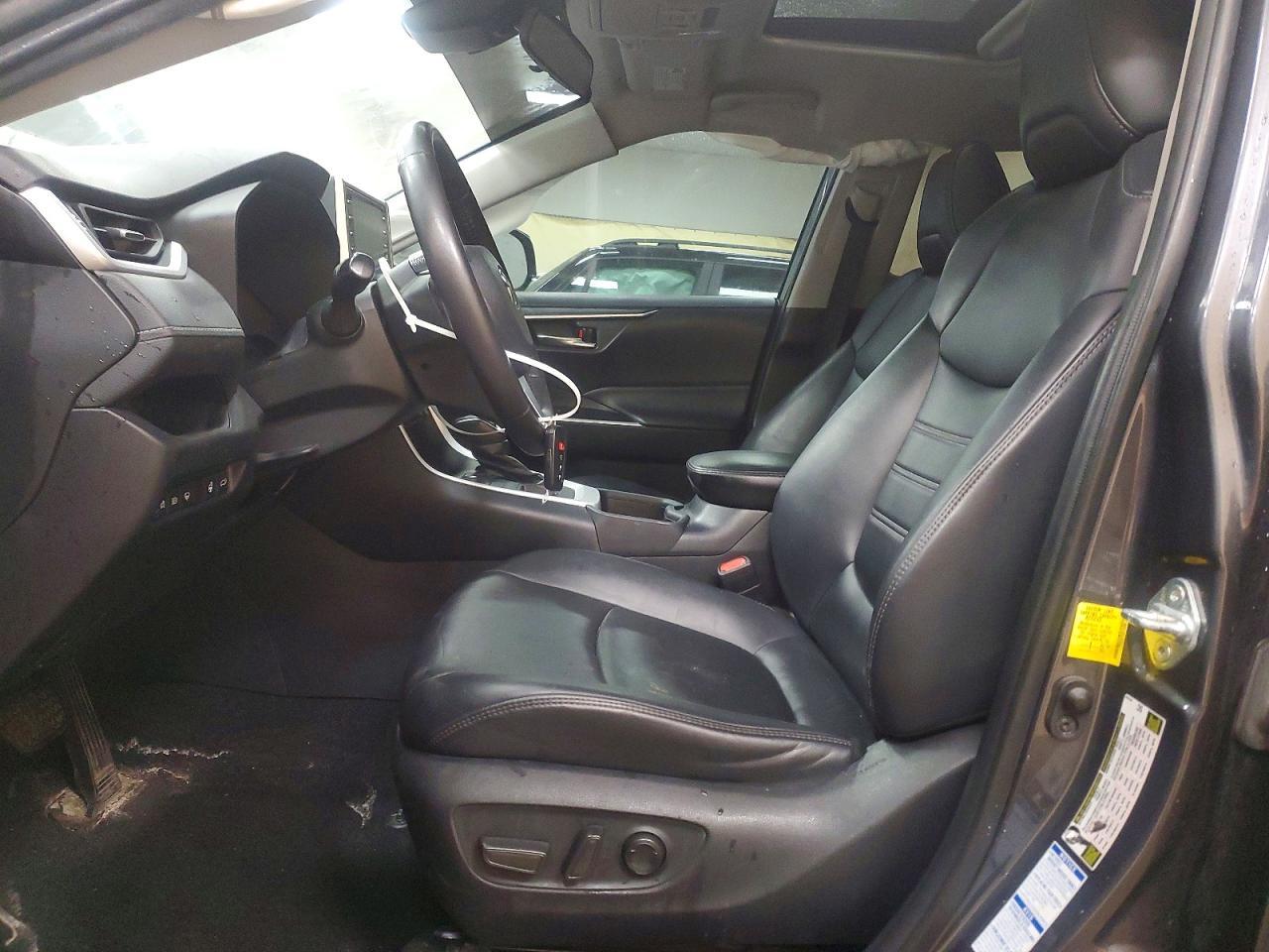 2021 Toyota Rav4 Xle Premium - Image 7