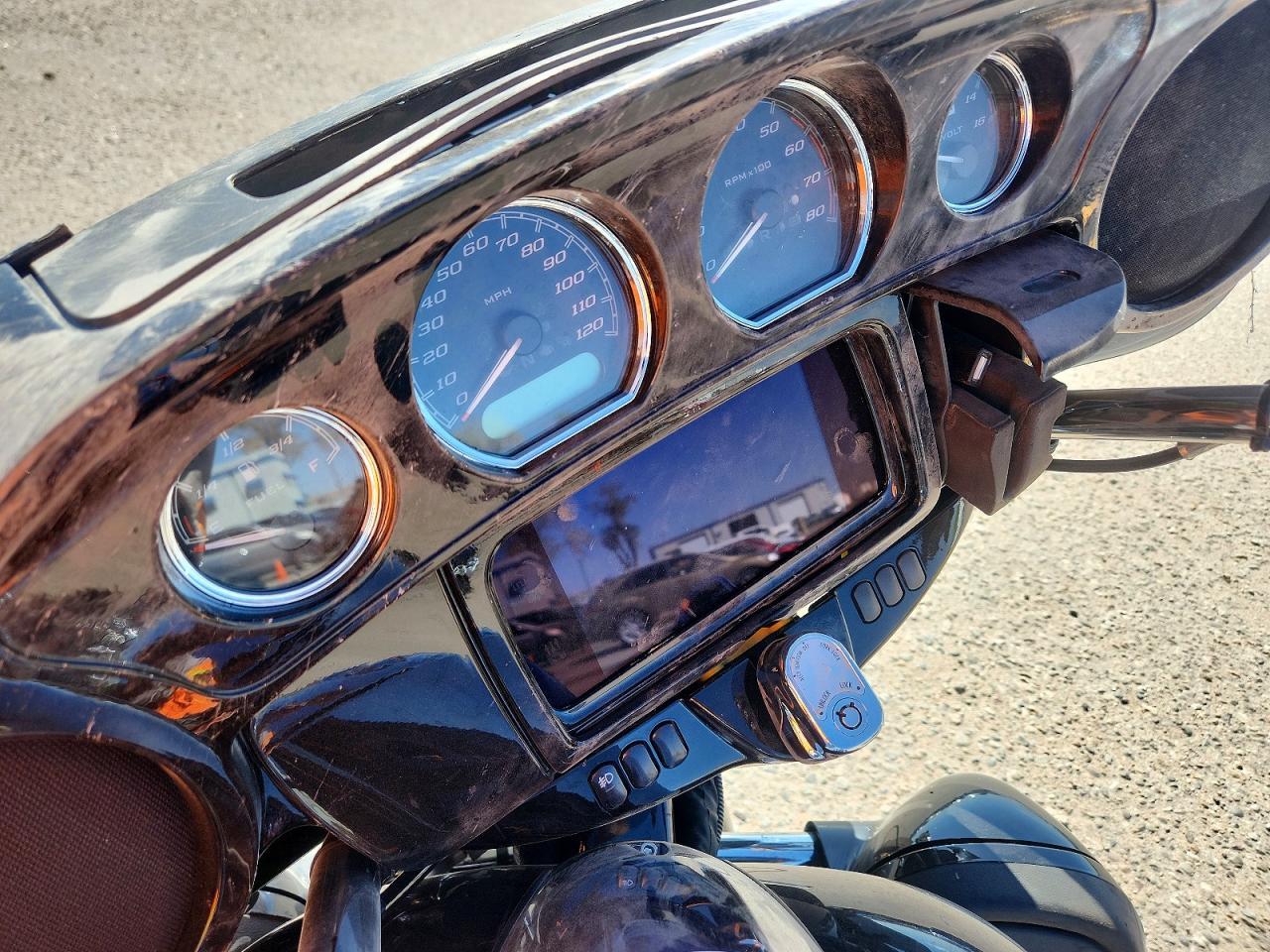 2024 Harley-Davidson Flhtcutg - Фото 7