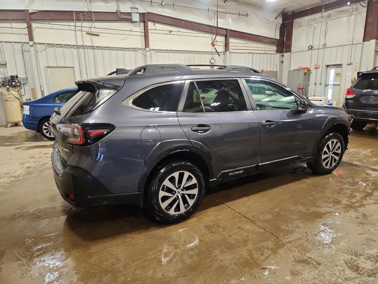 2025 Subaru Outback Premium - Фото 3