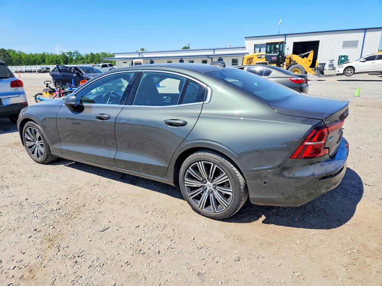 2022 Volvo S60 B5 Inscription - Фото 2