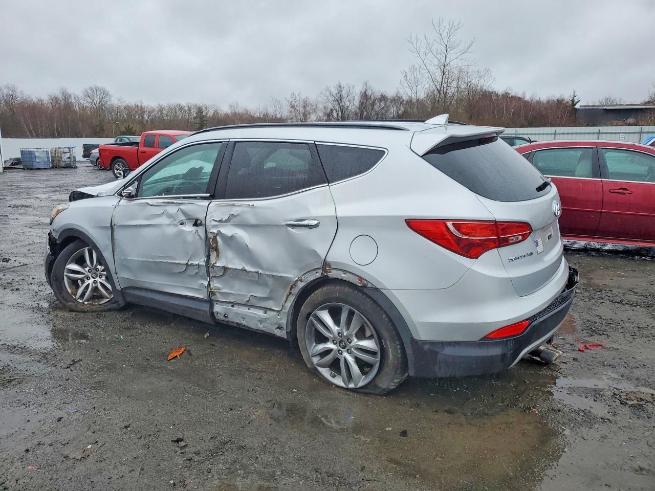 2013 Hyundai Santa Fe Sport 2.0T - Image 2