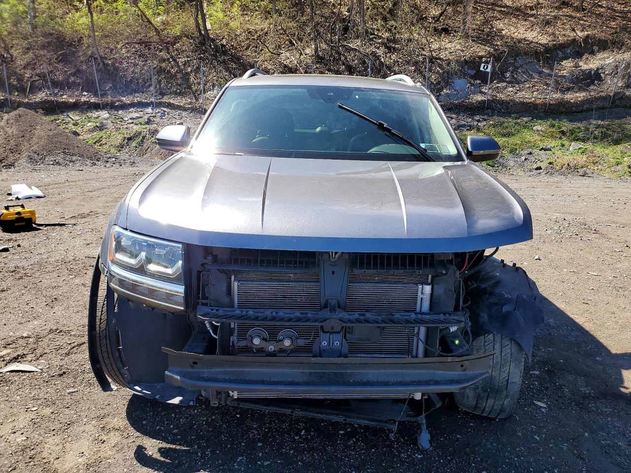 2019 Volkswagen Atlas Se - Фото 5