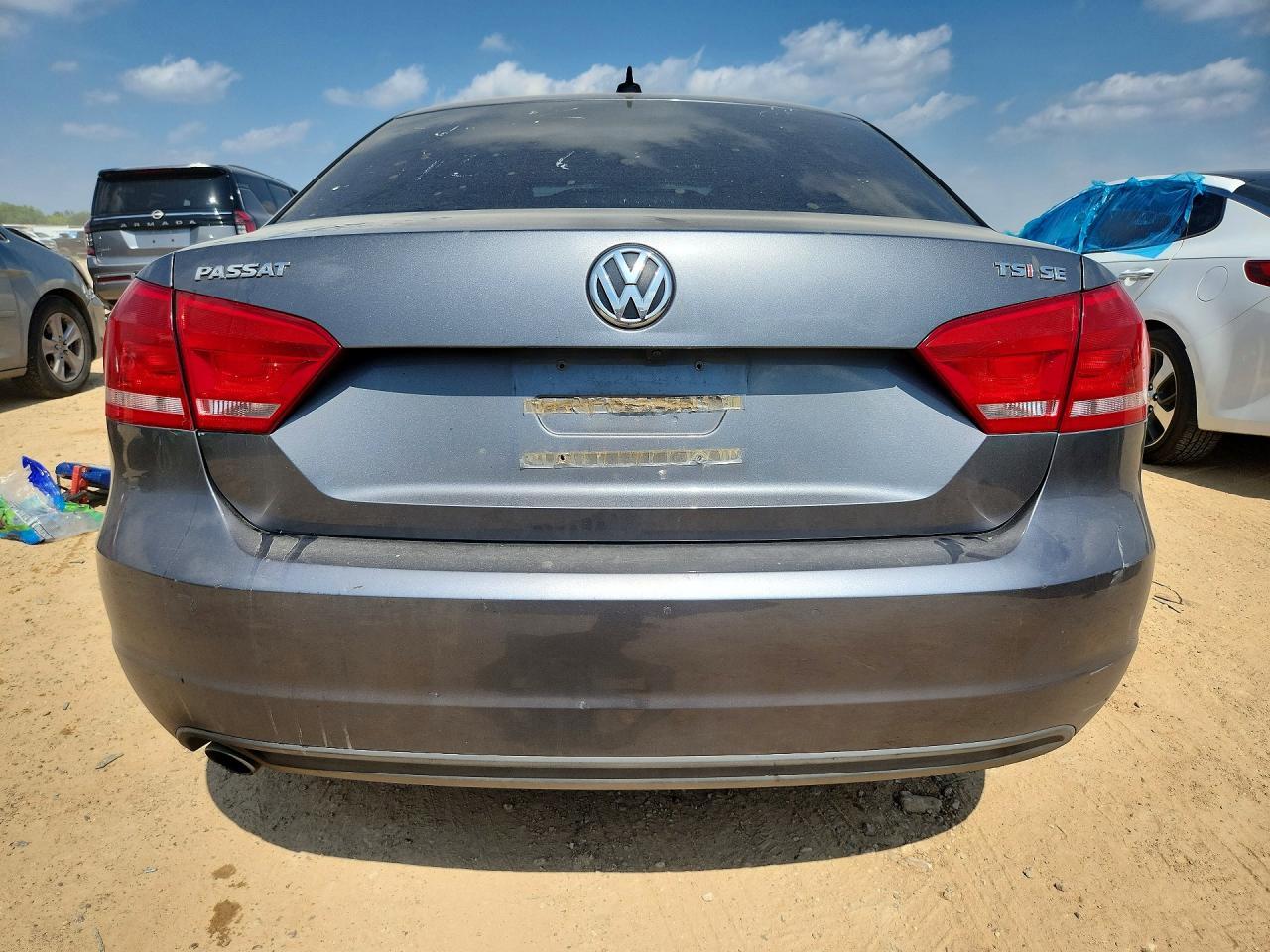 2014 Volkswagen Passat Se - Фото 6