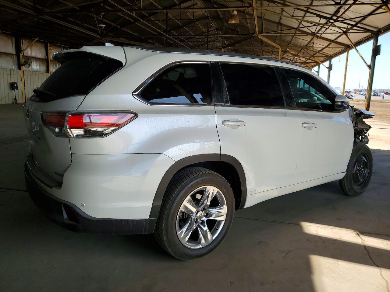 2015 Toyota Highlander Limited - Image 3