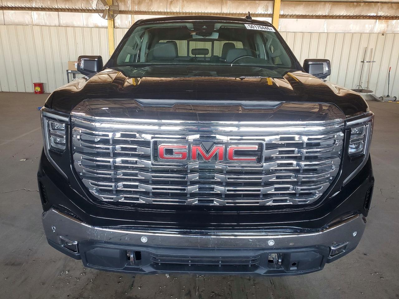 2024 GMC Sierra - Image 5