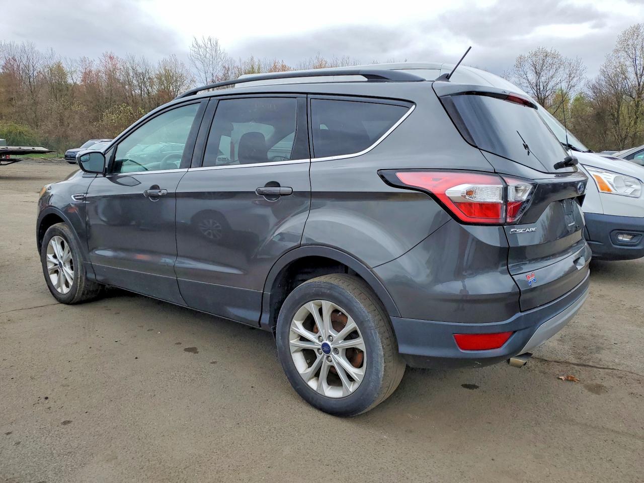 2018 Ford Escape Se - Image 2