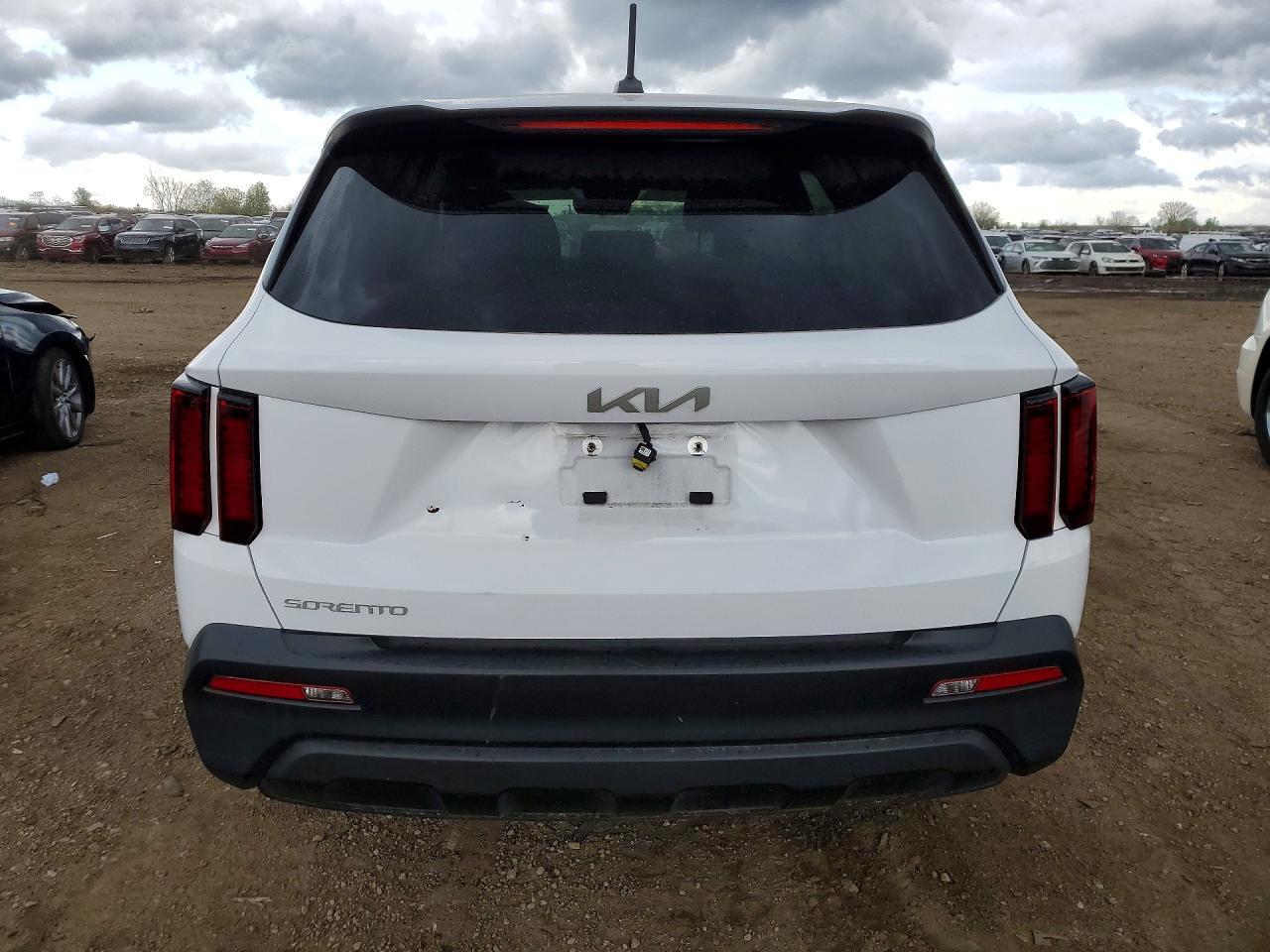 2023 Kia Sorento Lx - Фото 6