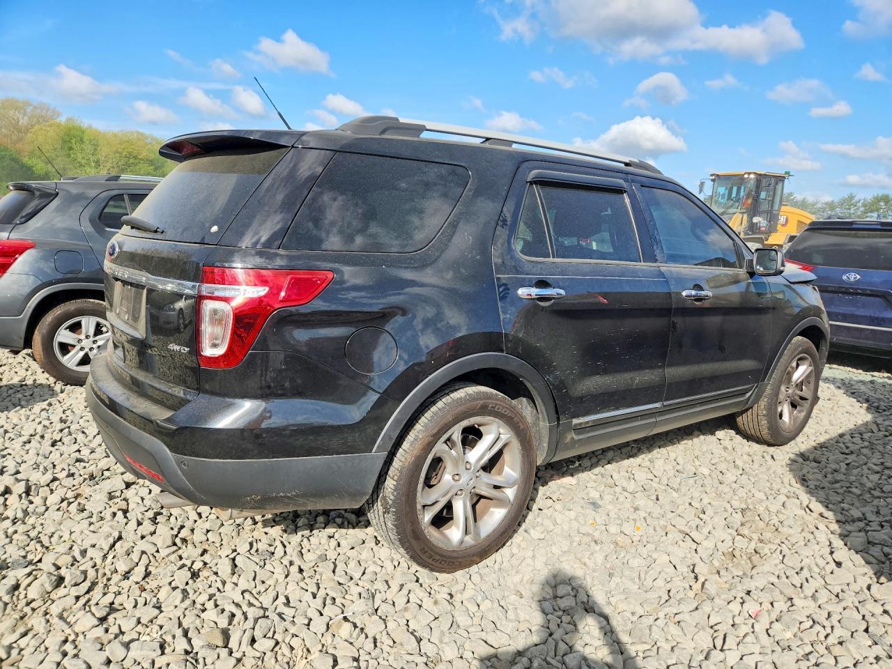 2014 Ford Explorer Limited - Image 3