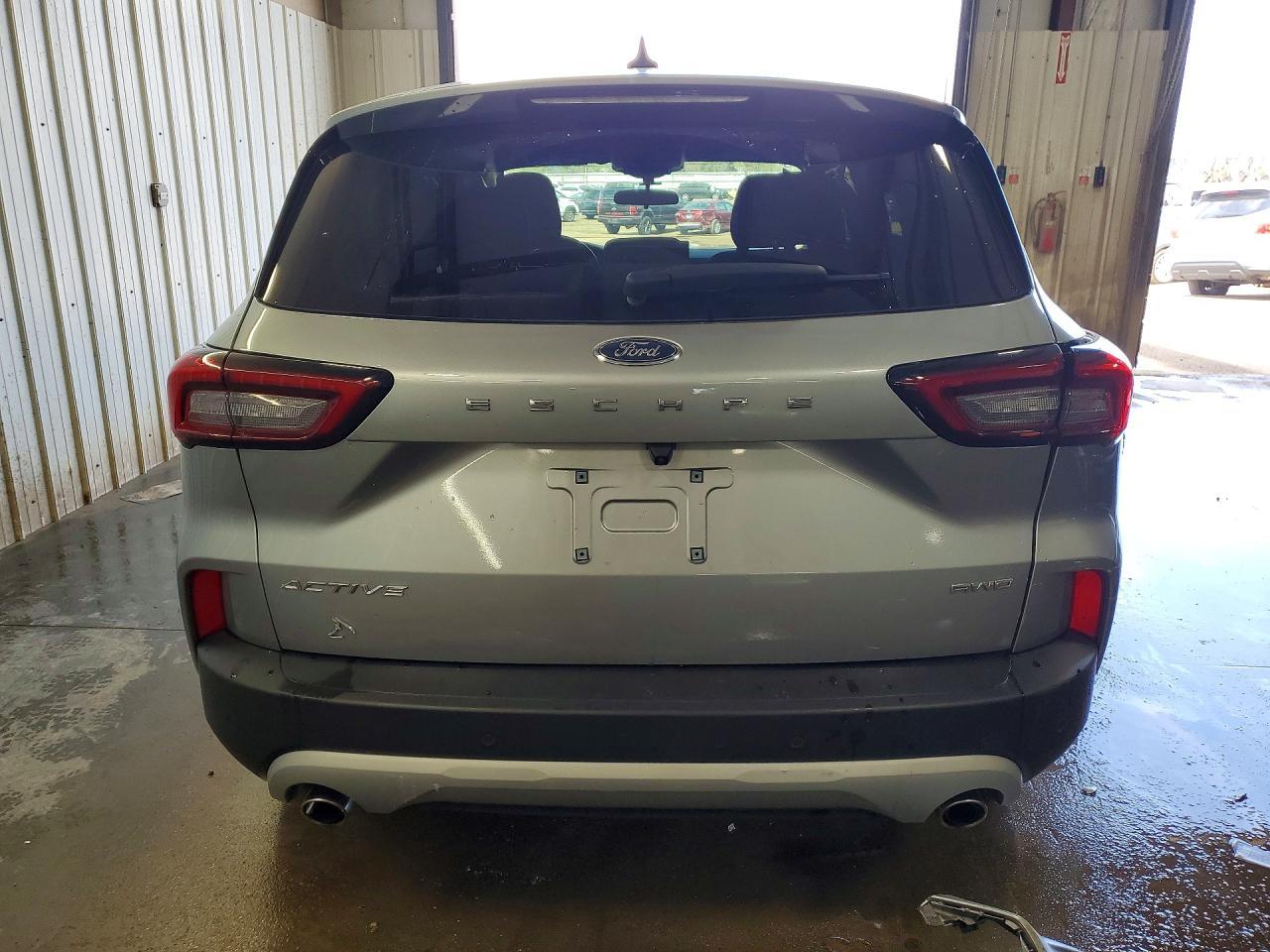 2024 Ford Escape Active - Image 6