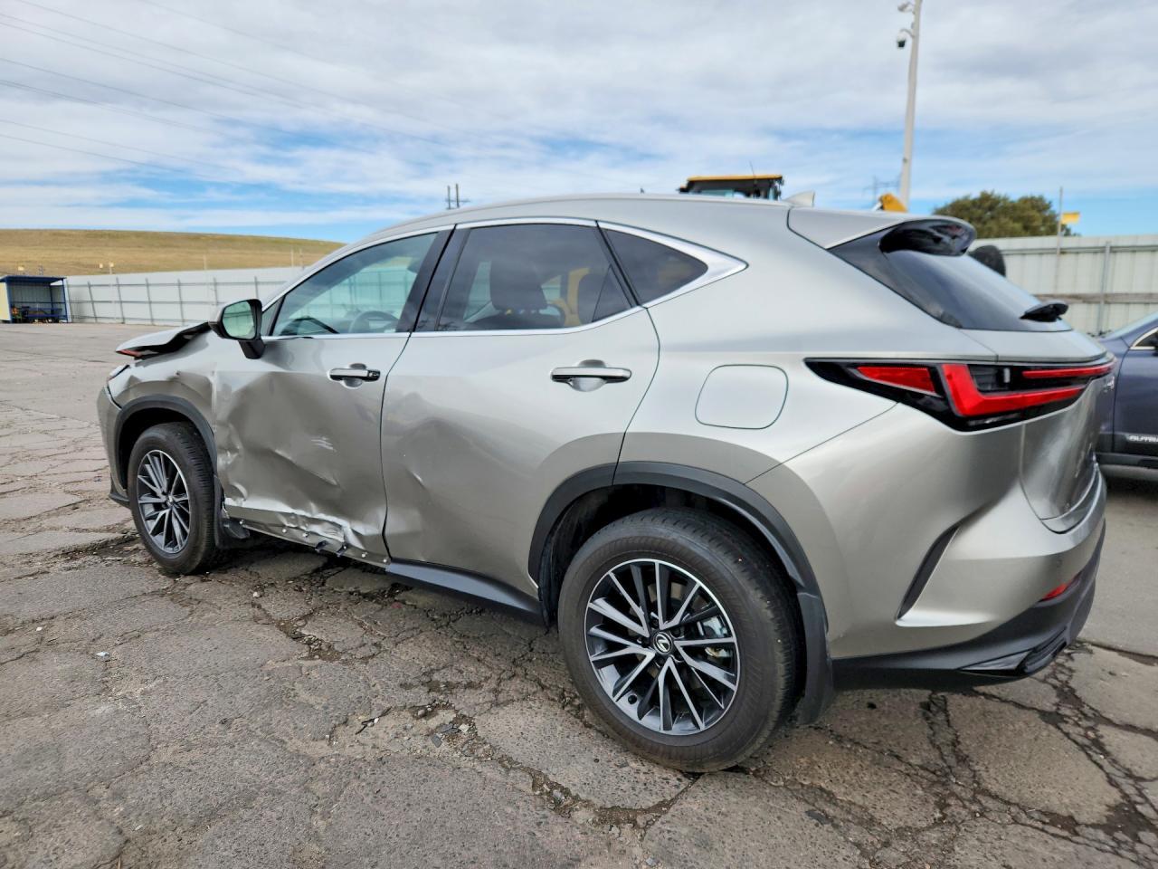 2025 Lexus Nx 350H Premium - Image 2