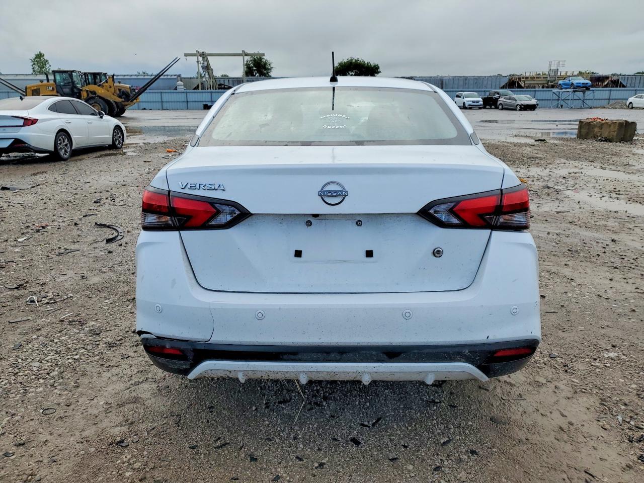 2025 Nissan Versa S - Фото 6