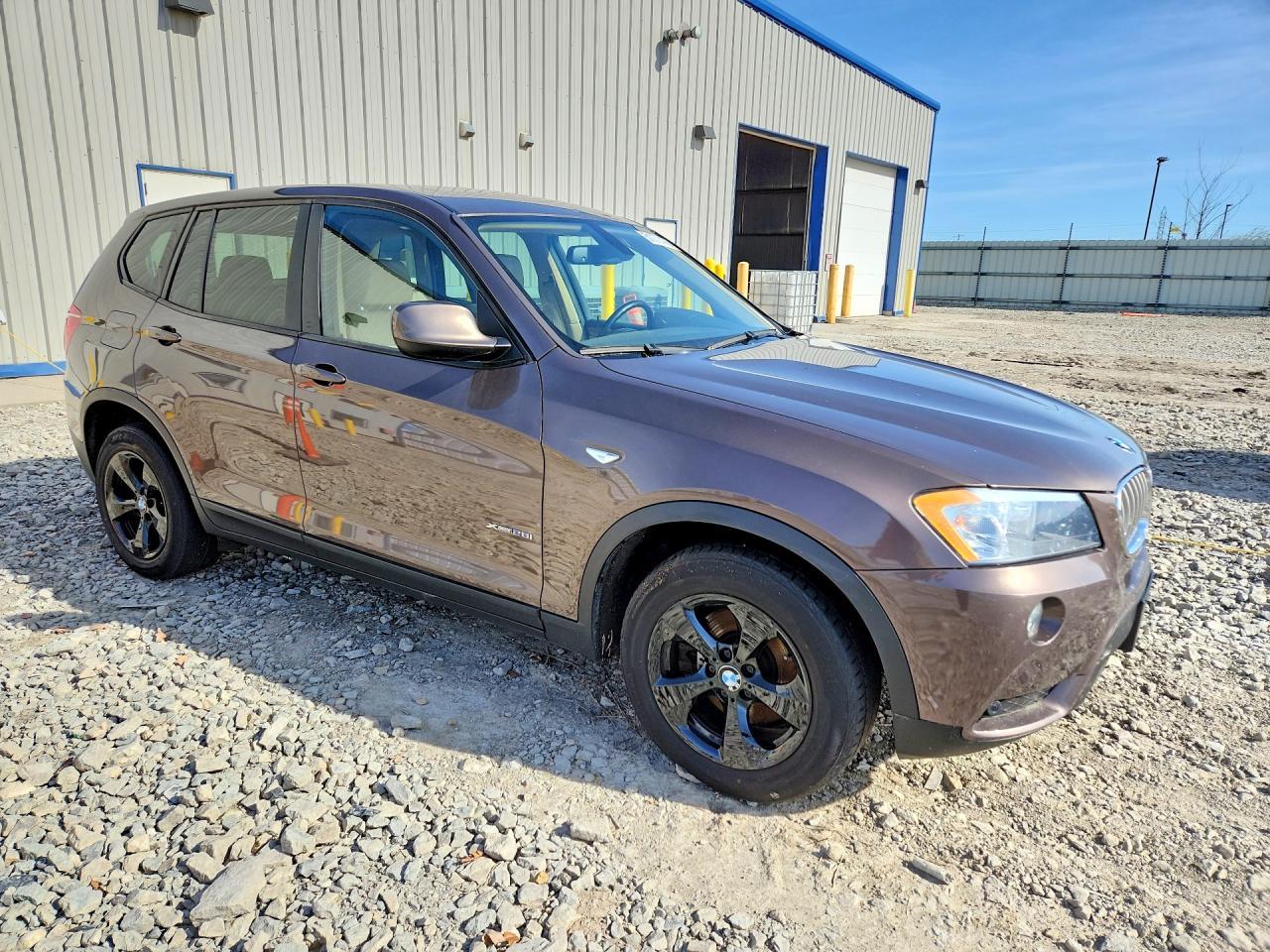 2011 BMW X3 xDrive28I - Фото 4