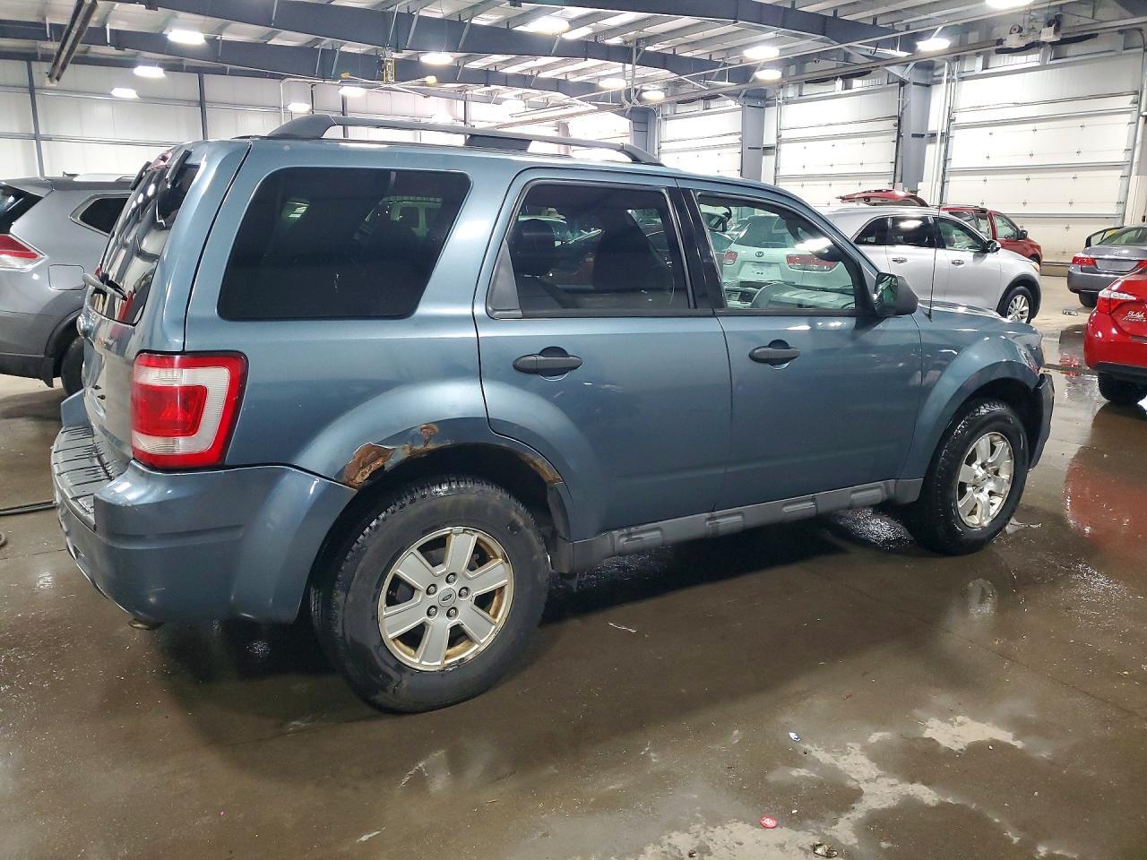 2011 Ford Escape Xlt - Фото 3