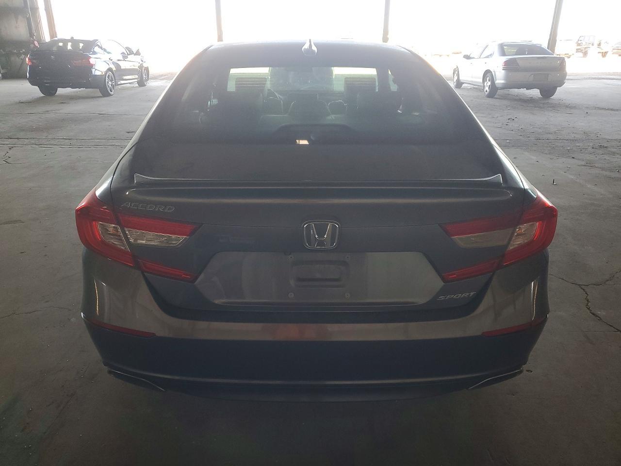 2018 Honda Accord Sport - Image 6