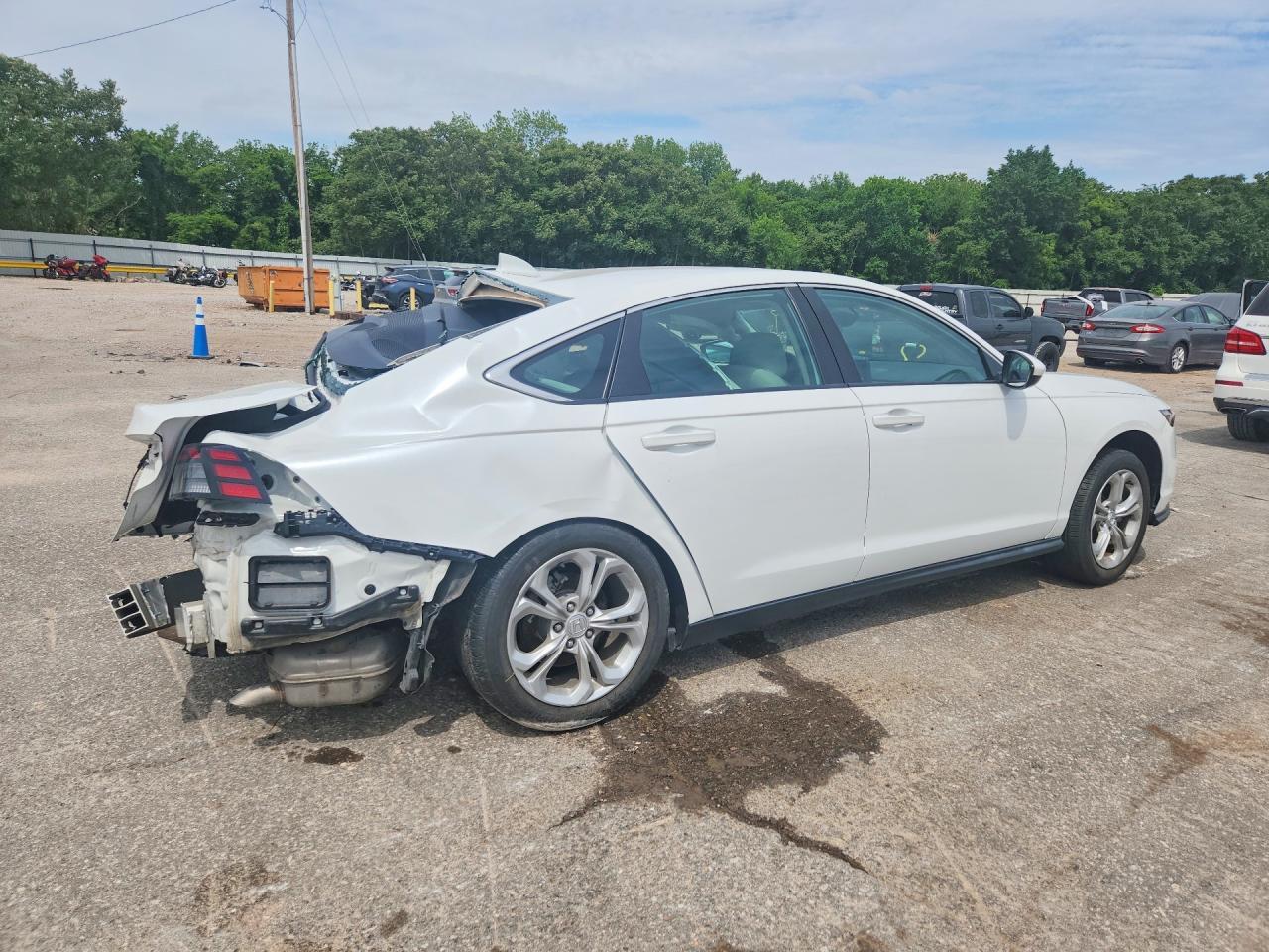 2023 Honda Accord Lx - Image 3