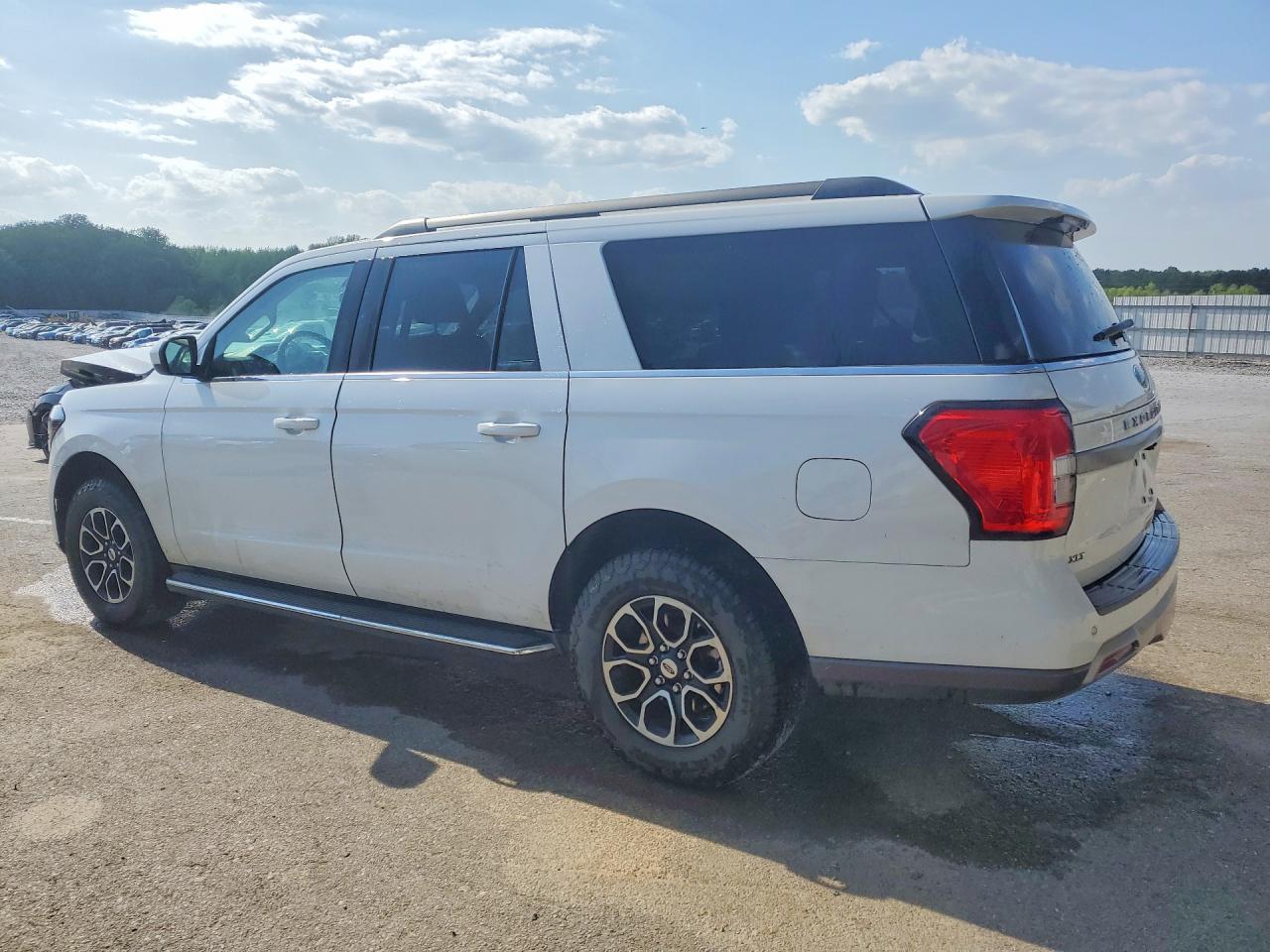 2023 Ford Expedition Max Xlt - Фото 2
