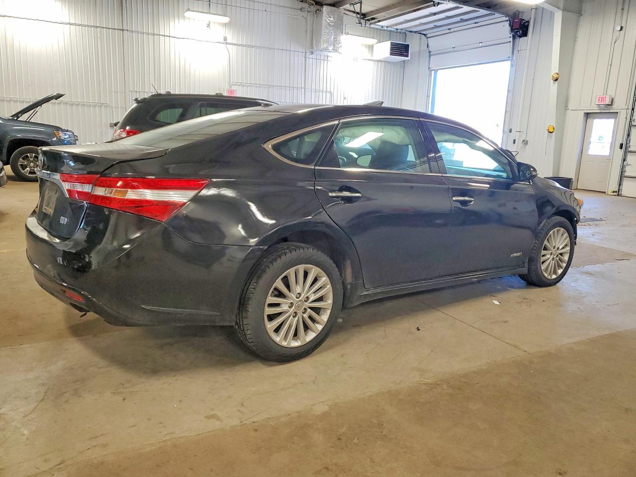 2015 Toyota Avalon - Фото 3