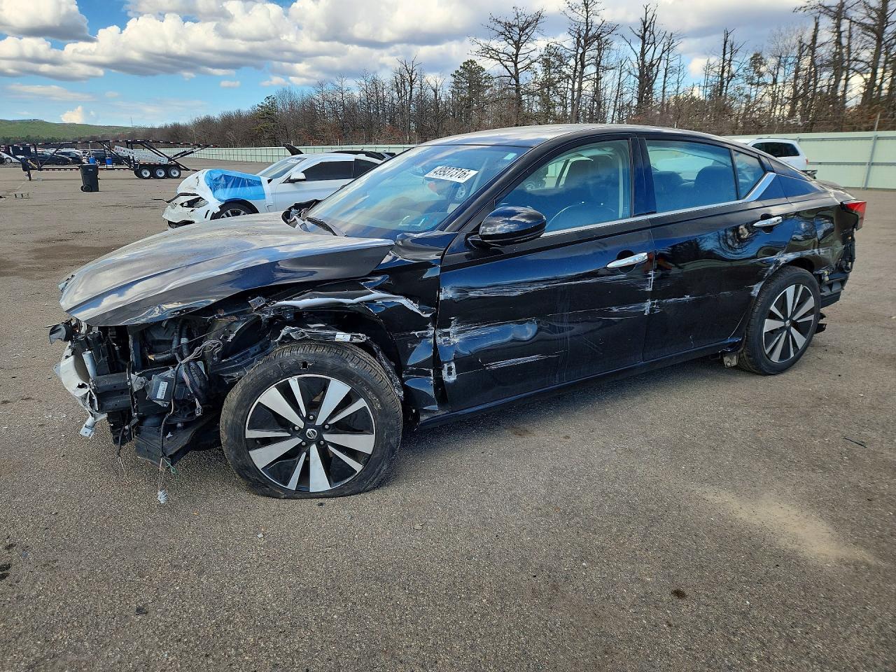 2019 Niss Altima Sl