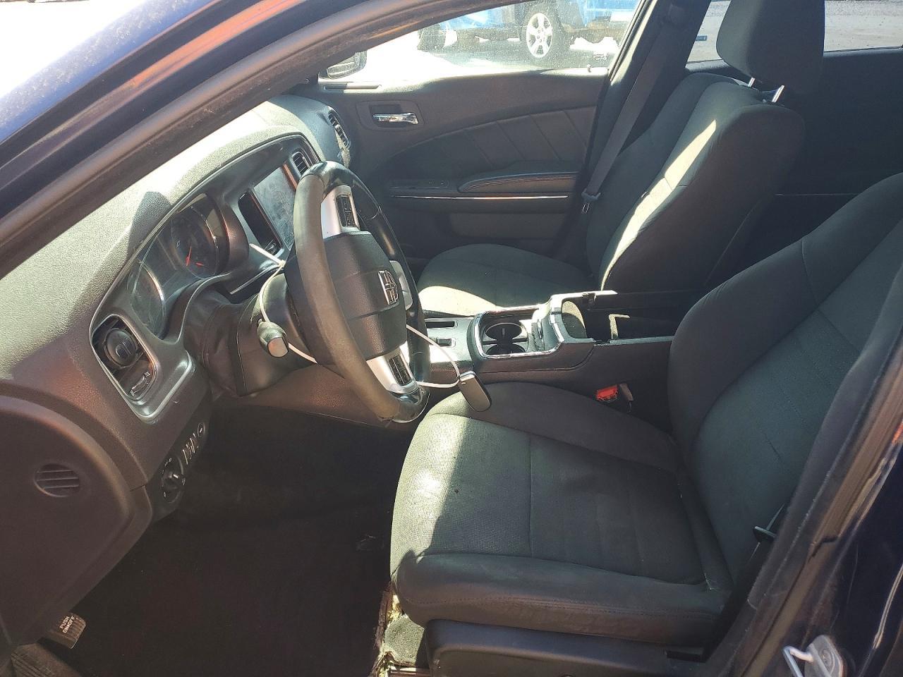 2014 Dodge Charger R - Image 7