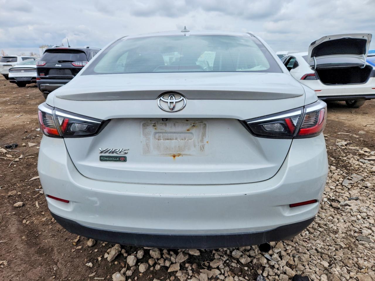 2019 Toyota Yaris Le - Фото 6