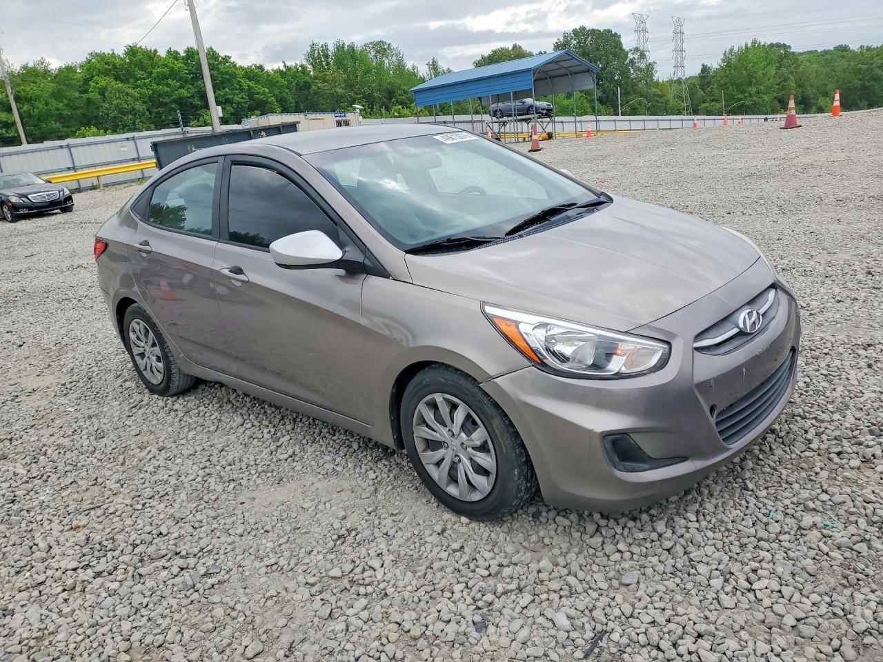 2017 Hyundai Accent Value Edition - Фото 4