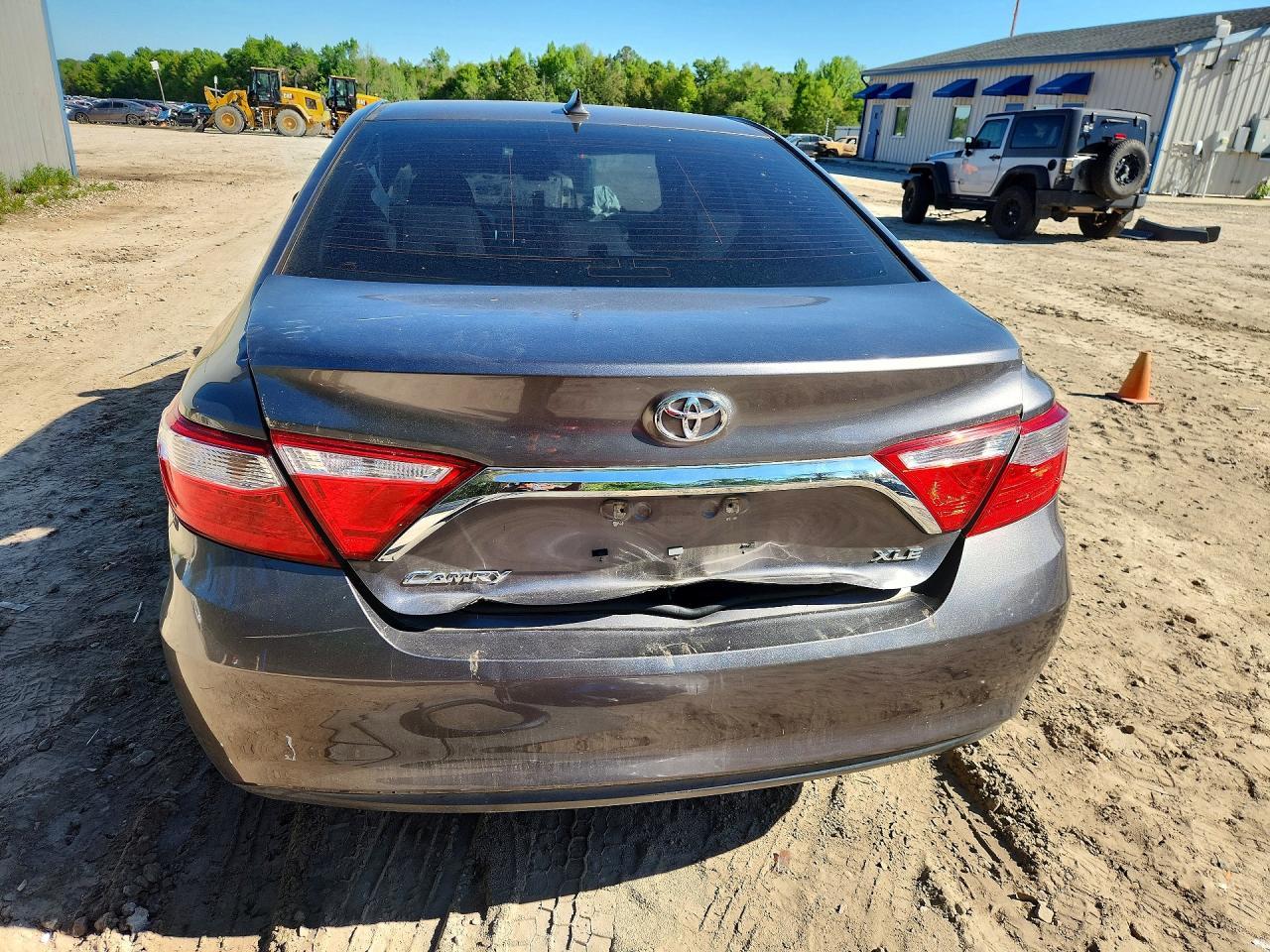 2015 Toyota Camry Xle - Image 6