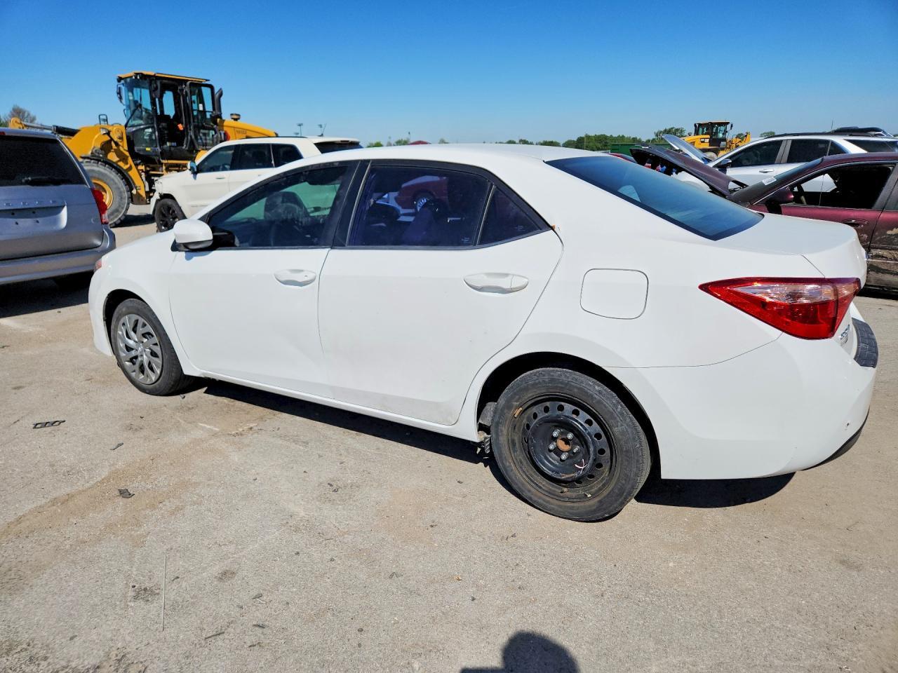 2019 Toyota Corolla Le - Фото 2