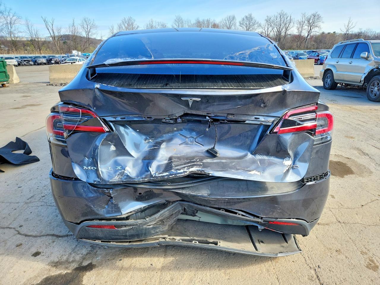 2016 Tesla Model X - Image 6