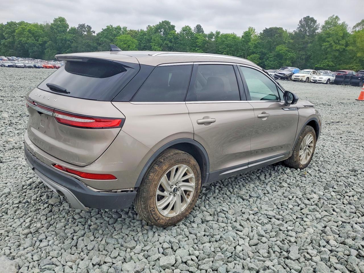 2020 Lincoln Corsair - Image 3