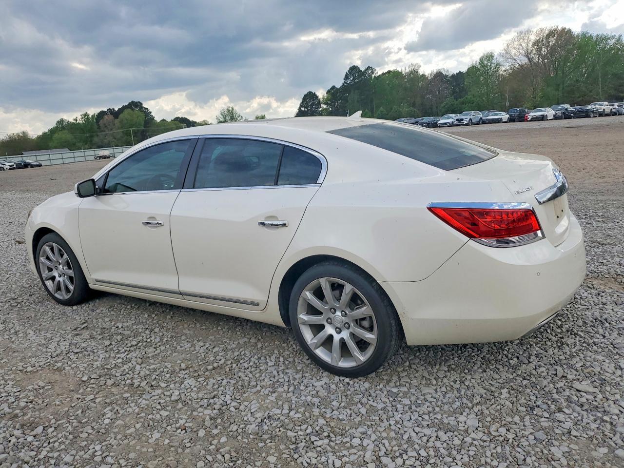 2013 Buick Lacrosse Touring - Фото 2