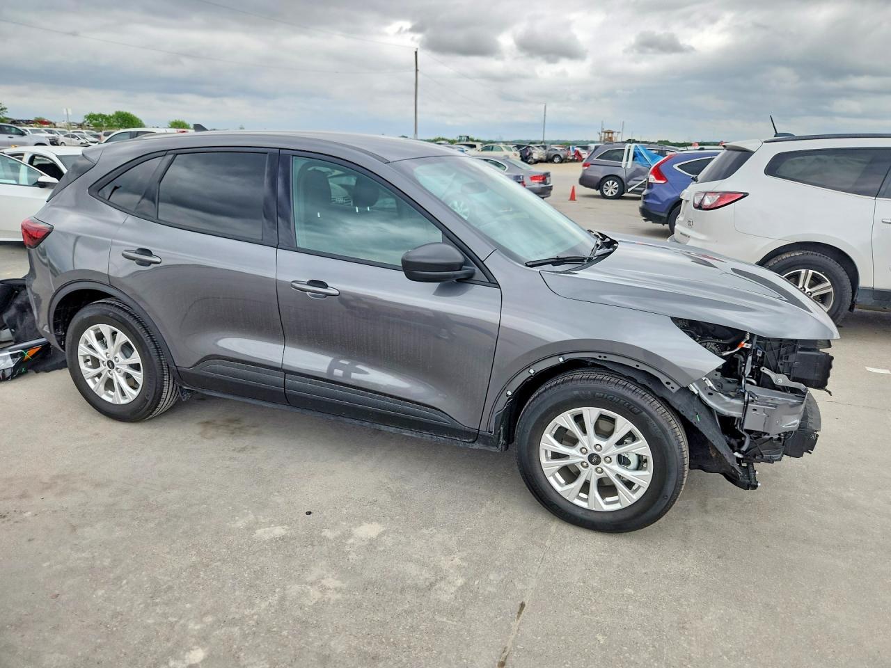2025 Ford Escape Active - Image 4