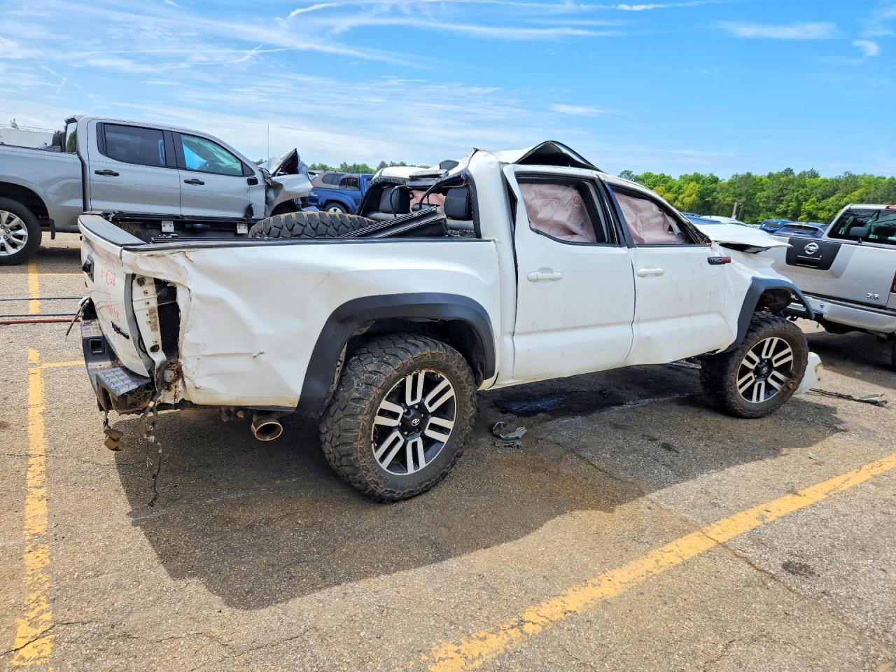 2017 Toyota Tacoma Trd Pro - Фото 3