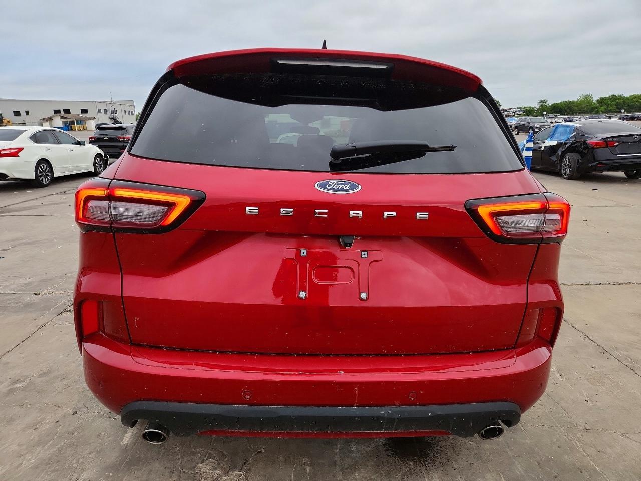 2024 Ford Escape St Line - Image 6