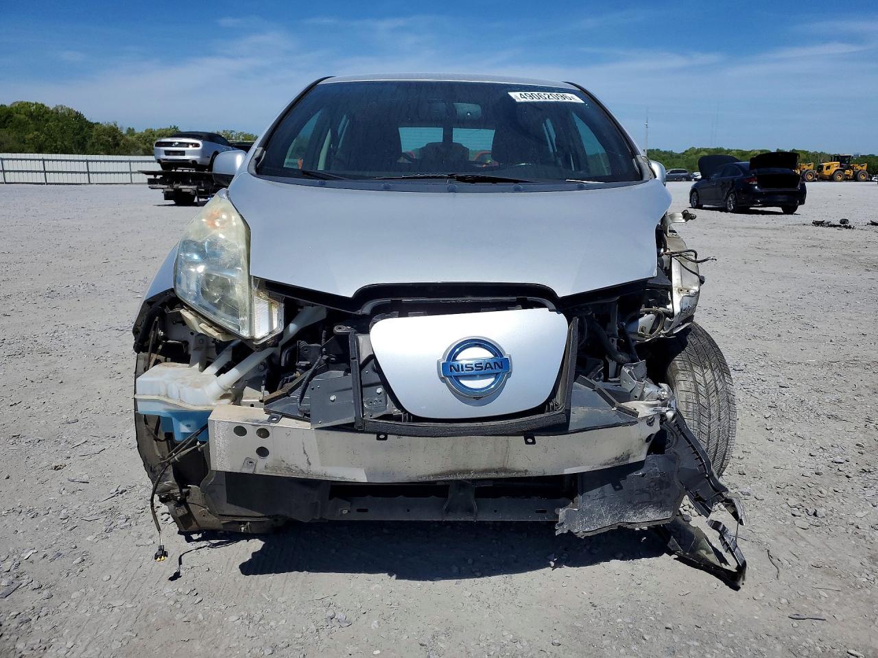 2013 Nissan Leaf S - Фото 5