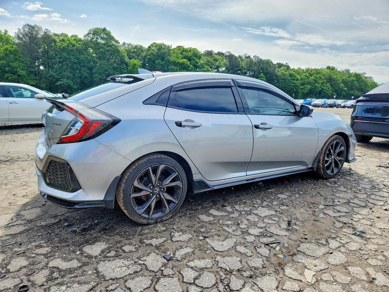 2019 Honda Civic Sport - Image 3