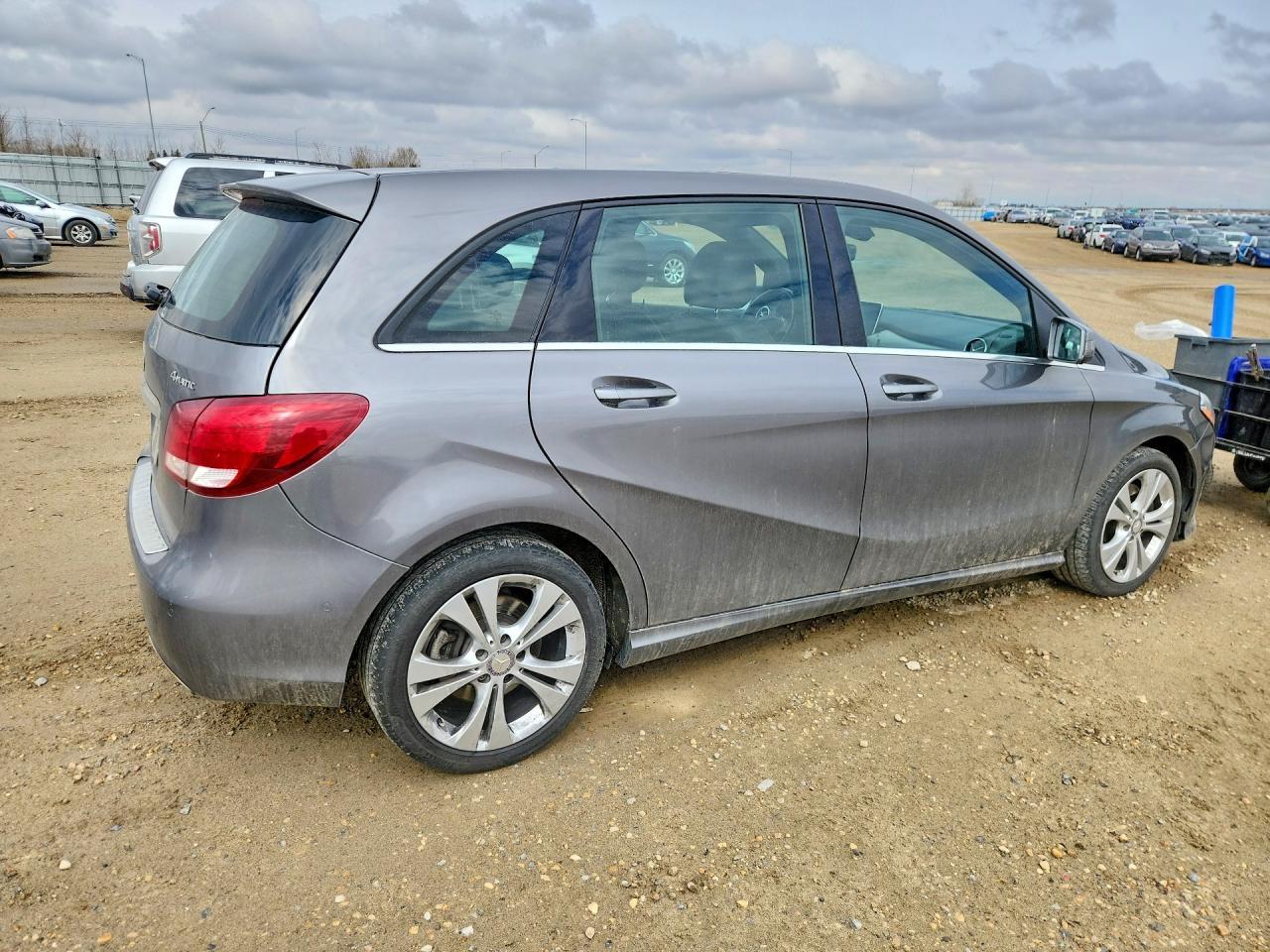 2016 Mercedes-Benz B 250 4Matic - Фото 3