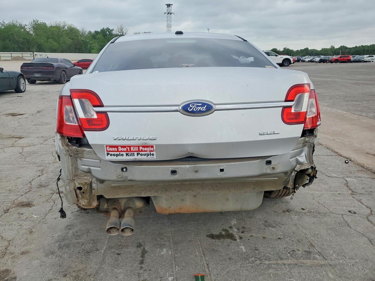 2011 Ford Taurus Sel - Image 6