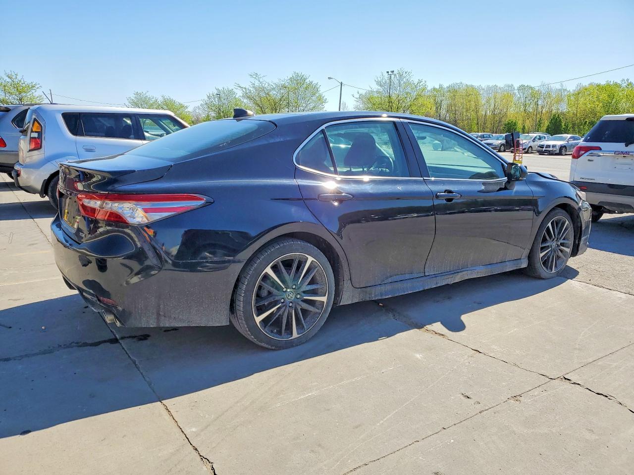 2019 Toyota Camry Xse - Фото 3