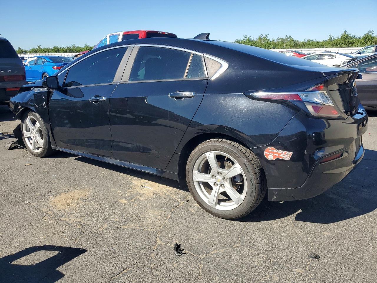 2018 Chevrolet Volt Lt - Фото 2