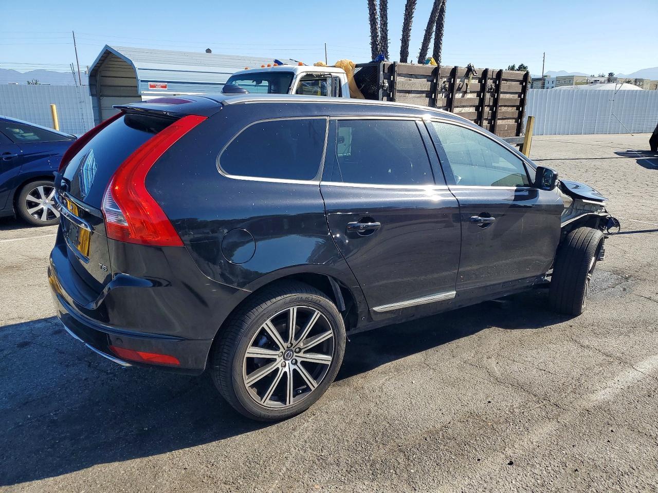 2016 Volvo Xc90 T6 - Фото 3