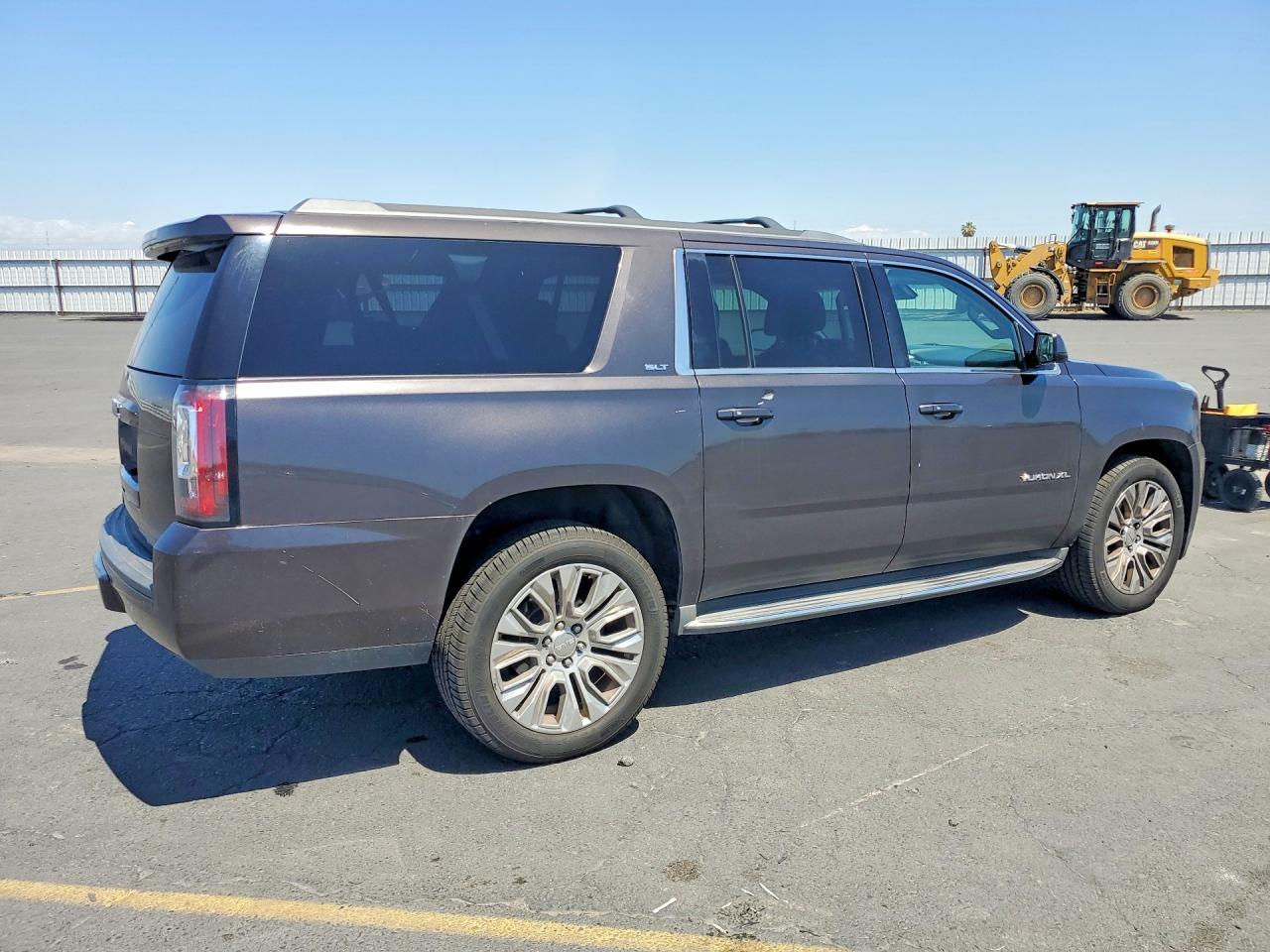 2017 GMC Yukon Xl K1500 Slt - Фото 3