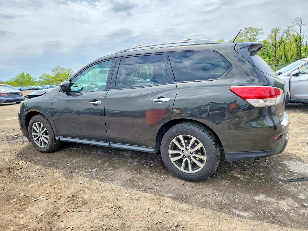 2015 Nissan Pathfinder Sv - Фото 2